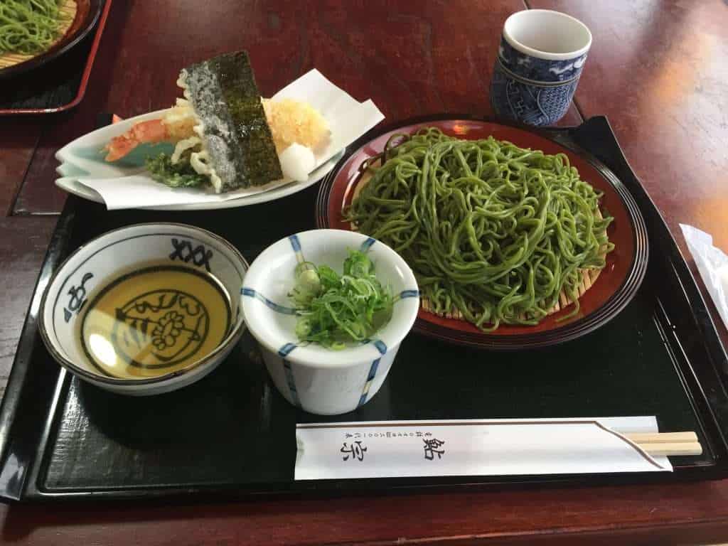 Green tea soba noodle