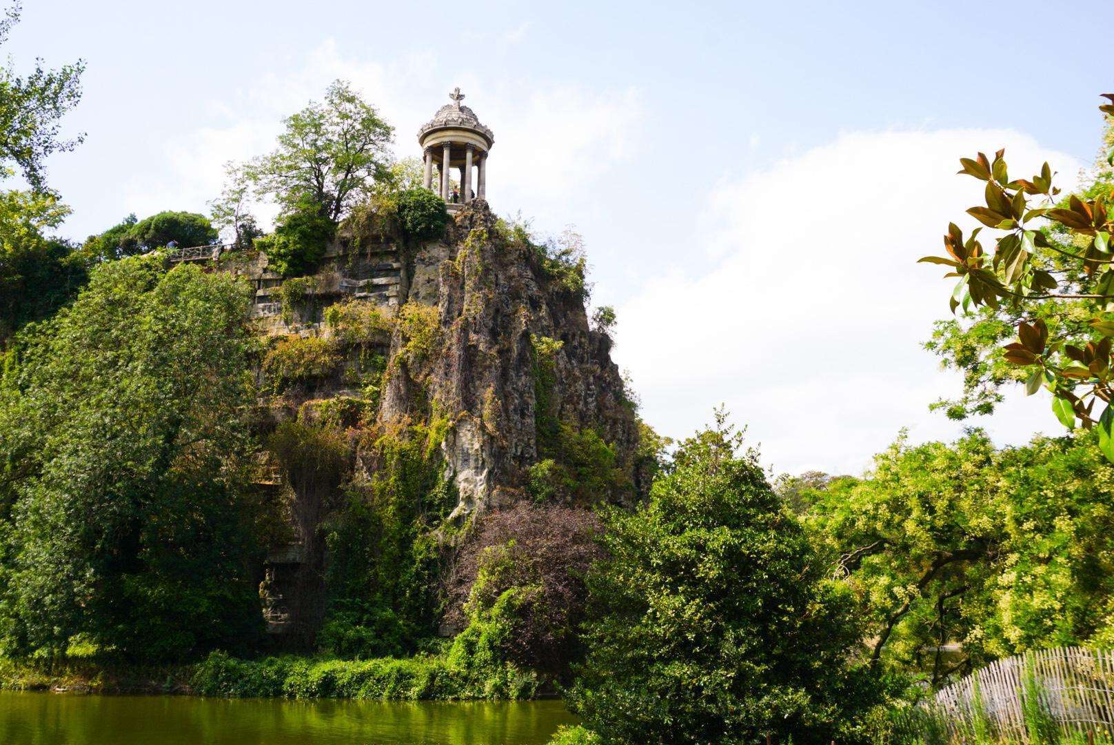France Travel Guide: Regions, Itineraries & Hidden Gems 3 View of Temple de la Sybille at Parc des Buttes Chaumont Paris