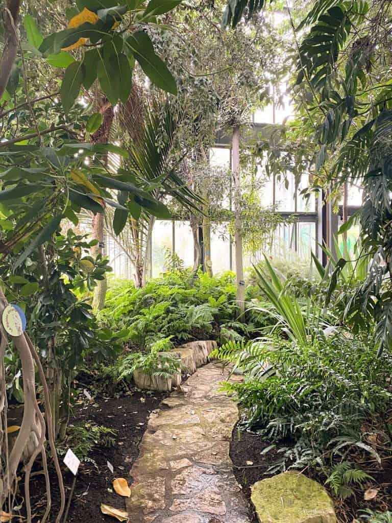 20 Incredible Things to Do in Lyon, France 48 Things to do in Lyon - Go for the Parc de la Tête d´Or