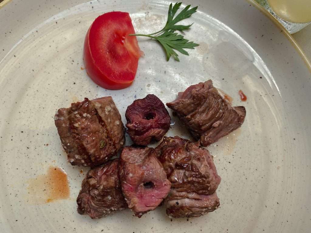 What to eat in Madeira- Espetada Madeirense - grilled beef skewers 