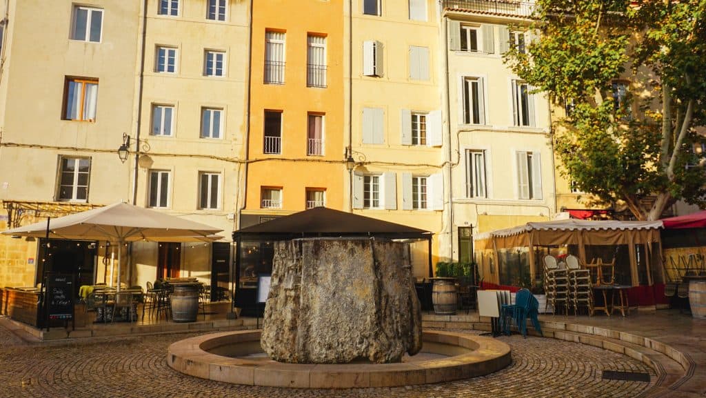 Place des Cardeurs - things to do in Aix en Provence 