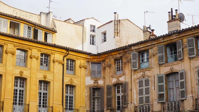 Aix en Provence - Buildings facade