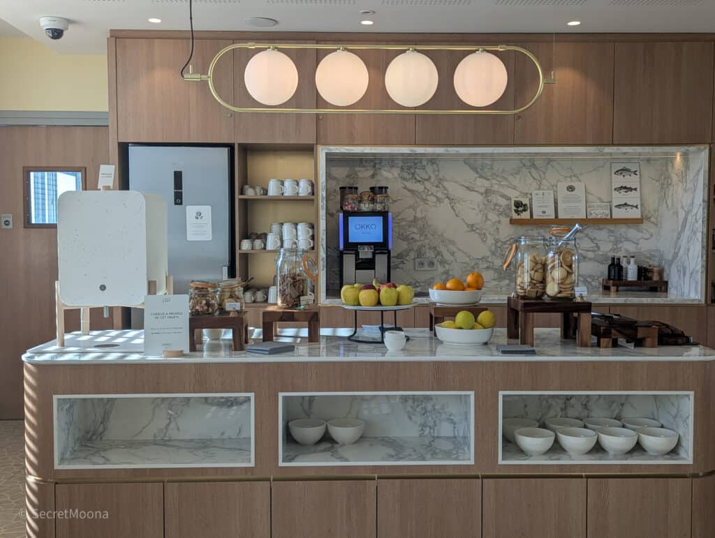 Where to Stay in Nice: OKKO Hotels Nice Aéroport, France 36 Snack offer at OKKO Hotels Nice Aéroport, France