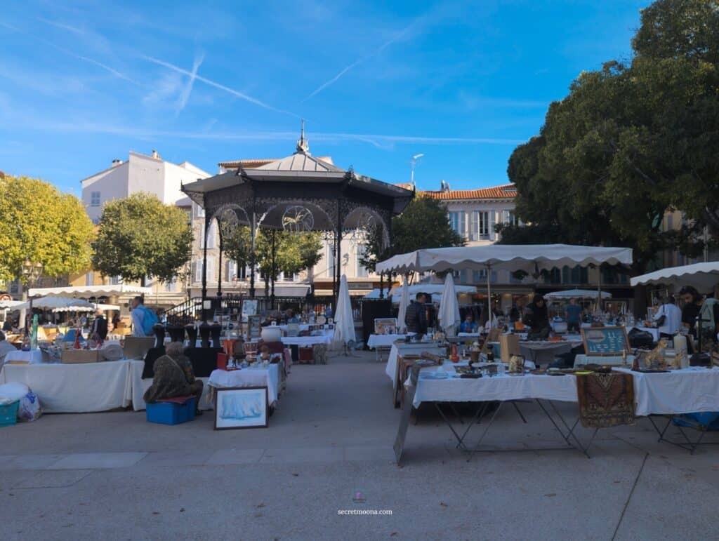 Antiques market_ Things to do in Antibes, France