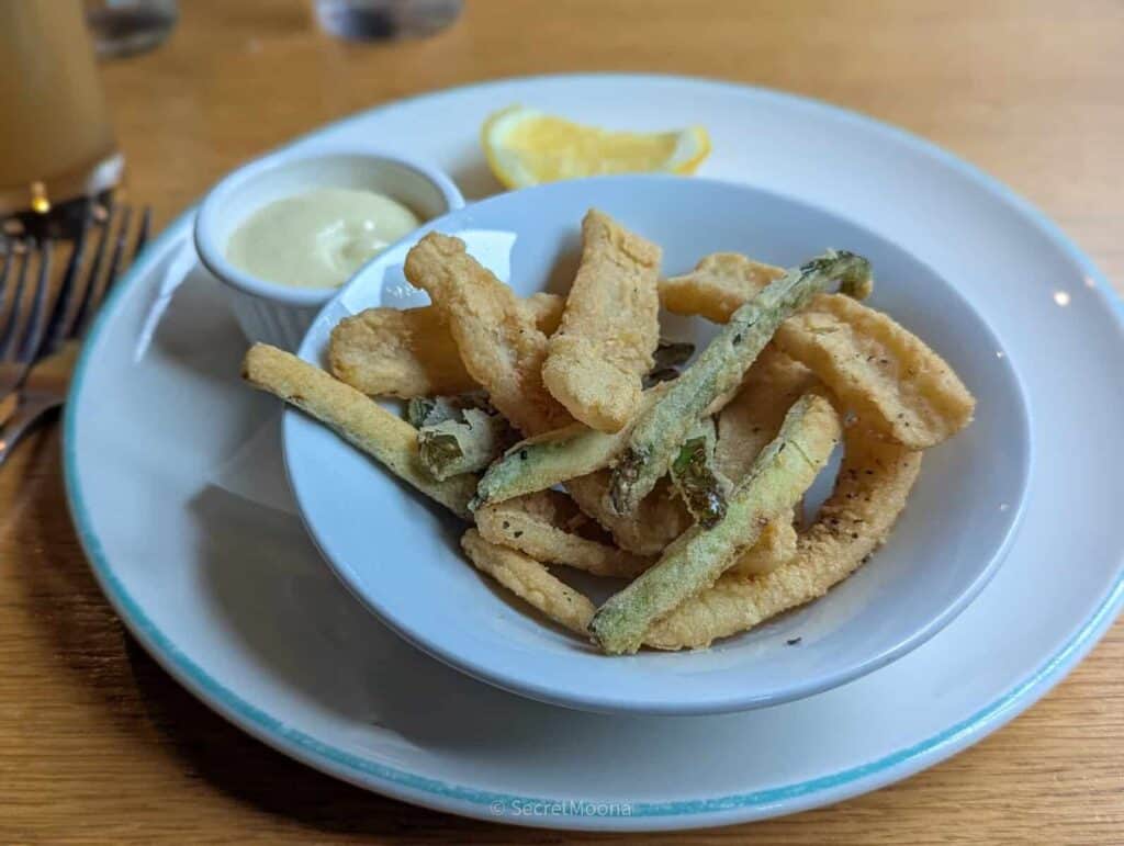 Fritto misto with lemon and aioli
